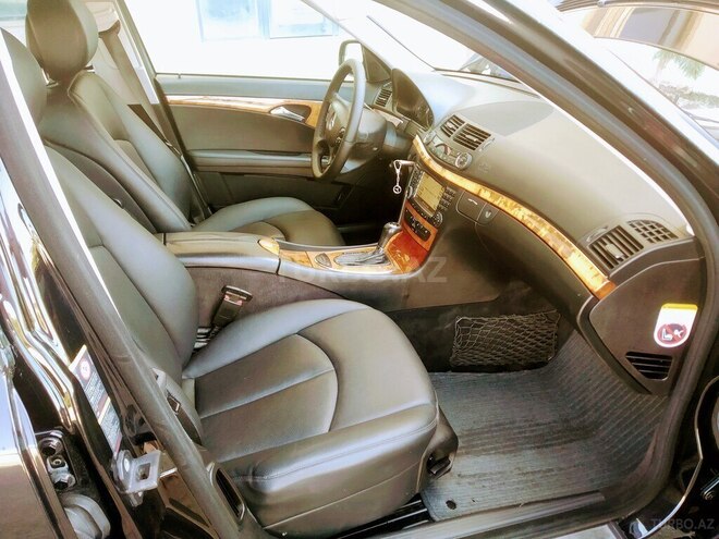 Mercedes E 220 2007, 301,000 km - 2.2 l - Bakı