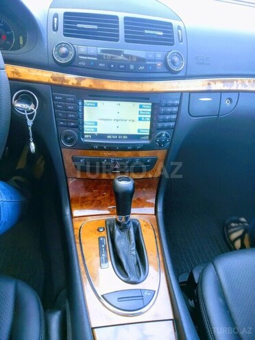 Mercedes E 220 2007, 301,000 km - 2.2 l - Bakı