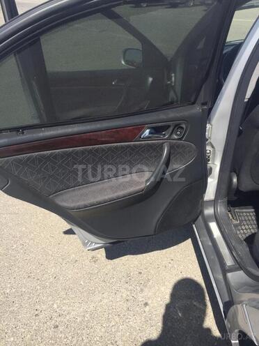 Mercedes C 220 2000, 291,400 km - 2.2 л - Bakı
