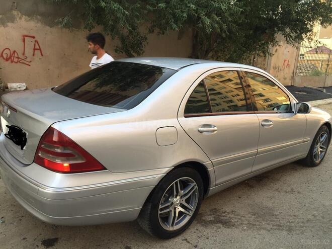 Mercedes C 220 2000, 291,400 km - 2.2 л - Bakı