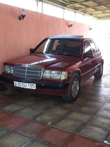 Mercedes 190 1993, 375,000 km - 2.0 л - Şirvan