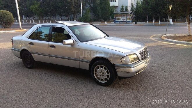 Mercedes C 180 1995, 245,000 km - 1.8 l - Sumqayıt