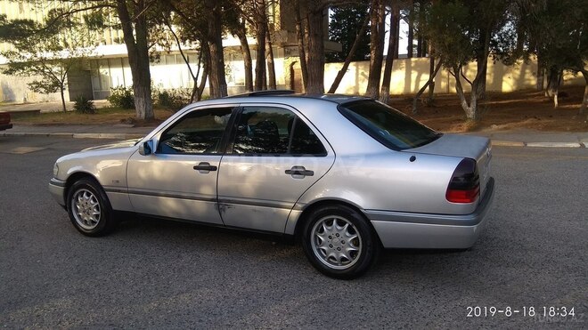 Mercedes C 180 1995, 245,000 km - 1.8 l - Sumqayıt