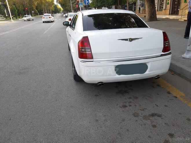 Chrysler 300C 2005, 135,000 km - 3.5 l - Mingəçevir