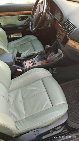 BMW 528 2000, 252,000 km - 2.8 l - Xırdalan