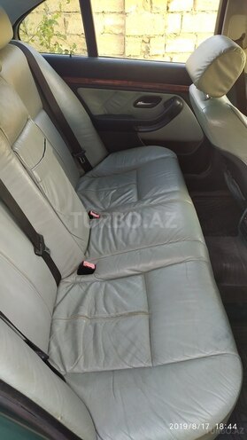 BMW 528 2000, 252,000 km - 2.8 l - Xırdalan