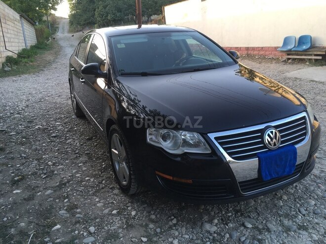 Volkswagen Passat 2008, 215,000 km - 2.0 л - Qusar