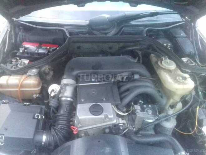 Mercedes E 250 1994, 450,000 km - 2.5 l - Bakı