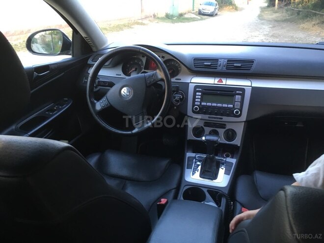 Volkswagen Passat 2008, 215,000 km - 2.0 л - Qusar