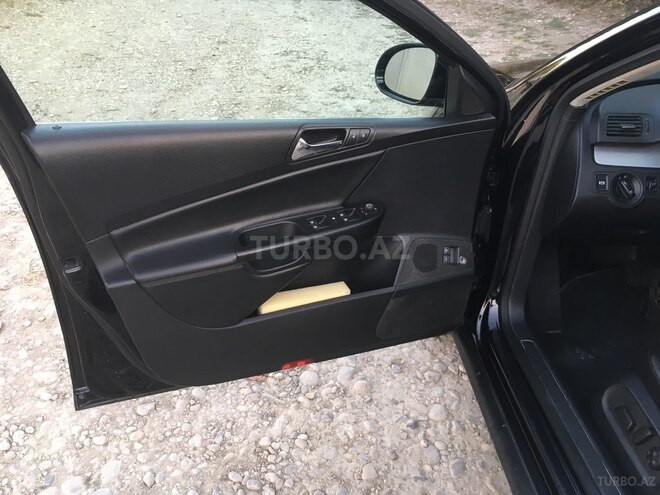 Volkswagen Passat 2008, 215,000 km - 2.0 л - Qusar