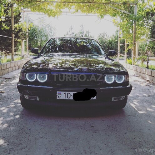 BMW 740 1999, 276,000 km - 4.4 l - Bakı