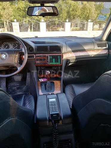 BMW 740 1999, 276,000 km - 4.4 l - Bakı