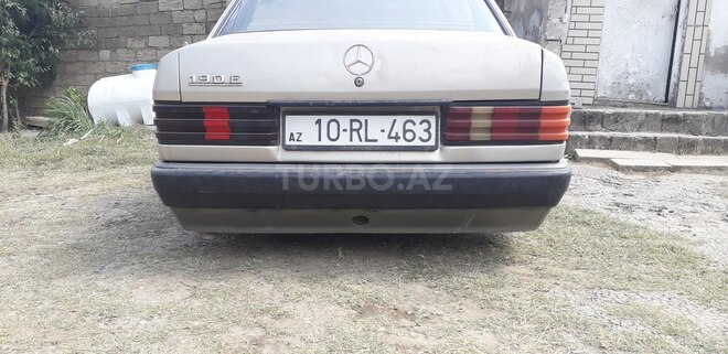 Mercedes 190 1988, 300,000 km - 2.0 l - Bakı
