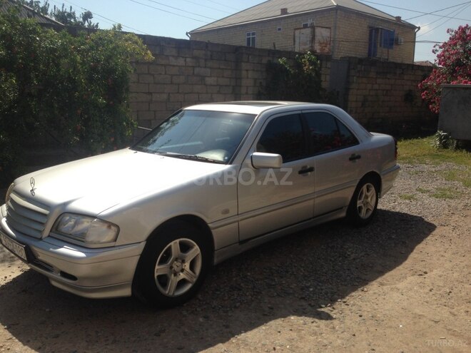 Mercedes C 180 1997, 404,000 km - 1.8 l - Sabirabad