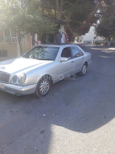 Mercedes E 230 1996, 28,800 km - 2.3 l - Bakı