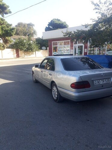 Mercedes E 230 1996, 28,800 km - 2.3 l - Bakı