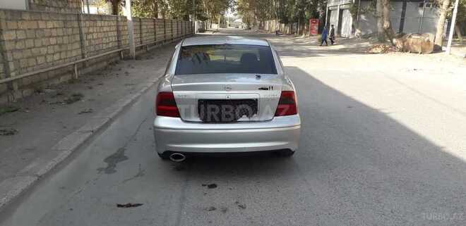 Opel Vectra 1999, 200,000 km - 1.6 l - Mingəçevir