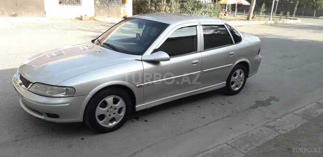 Opel Vectra 1999, 200,000 km - 1.6 l - Mingəçevir