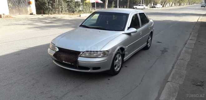 Opel Vectra 1999, 200,000 km - 1.6 l - Mingəçevir