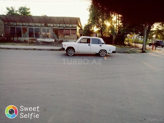 LADA (VAZ) 2107 2007, 198,000 km - 1.6 l - Sabirabad