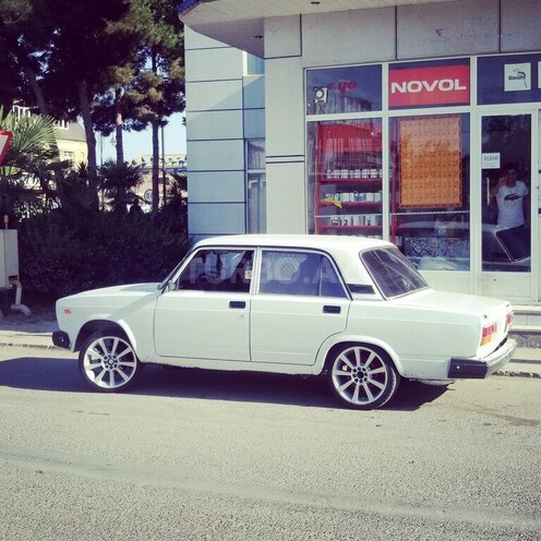 LADA (VAZ) 2107 2007, 198,000 km - 1.6 l - Sabirabad