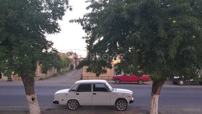 LADA (VAZ) 2107 2007, 198,000 km - 1.6 l - Sabirabad
