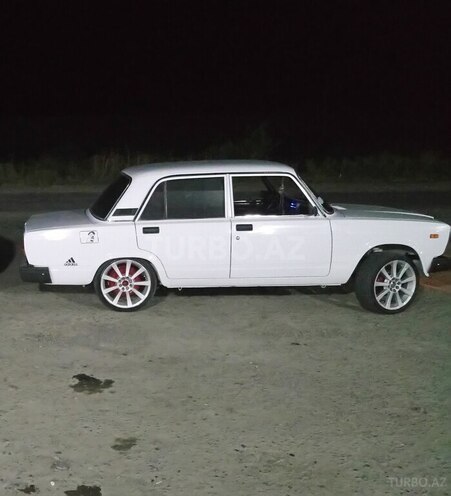 LADA (VAZ) 2107 2007, 198,000 km - 1.6 l - Sabirabad