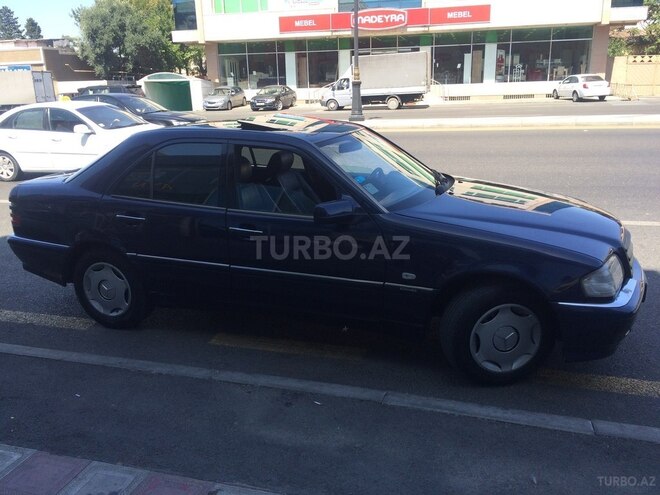 Mercedes C 240 1997, 393,000 km - 2.4 l - Bakı