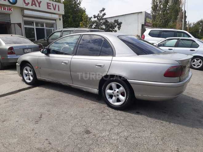 Opel Omega 1995, 200,000 km - 2.0 l - Sumqayıt