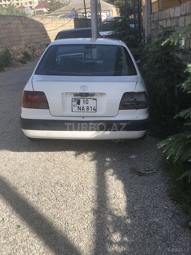 Toyota Corolla 1995, 200,000 km - 2.0 l - Bakı
