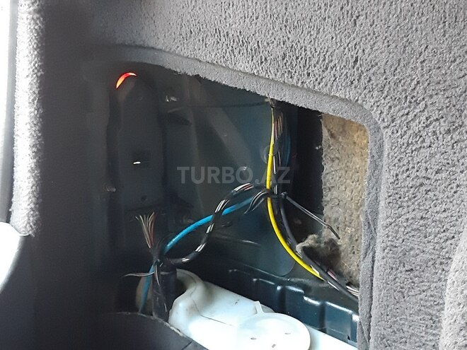 Mercedes C 220 1998, 367,251 km - 2.2 l - Bakı
