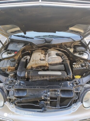 Mercedes C 200 2001, 290,000 km - 2.0 l - Bakı