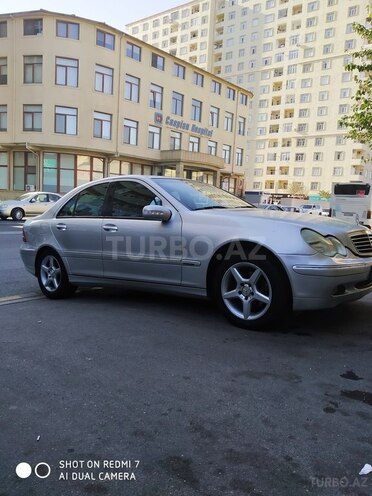 Mercedes C 200 2001, 290,000 km - 2.0 l - Bakı