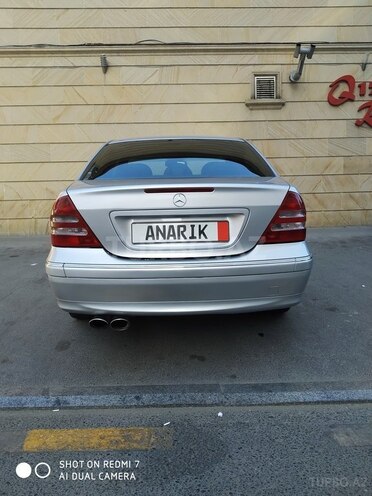 Mercedes C 200 2001, 290,000 km - 2.0 l - Bakı