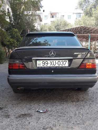 Mercedes E 220 1995, 407,838 km - 2.2 l - Bakı