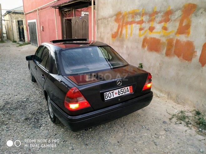 Mercedes C 220 1994, 380,000 km - 2.2 l - Bakı