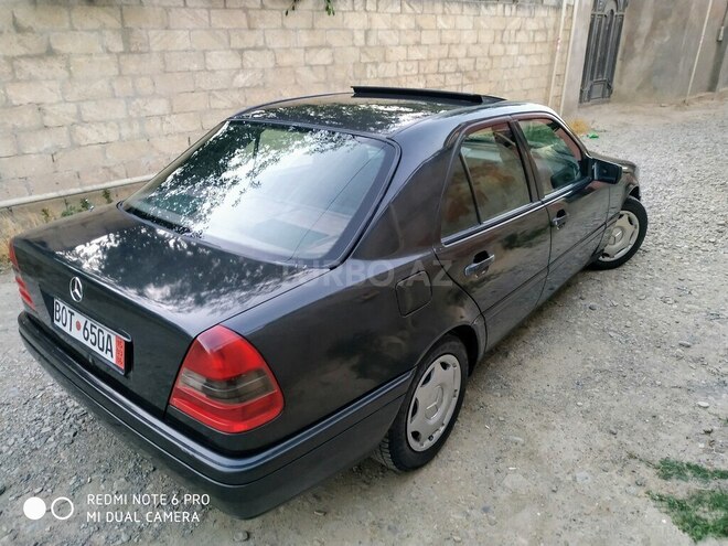 Mercedes C 220 1994, 380,000 km - 2.2 l - Bakı