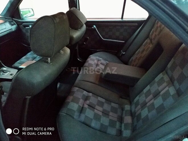 Mercedes C 220 1994, 380,000 km - 2.2 l - Bakı