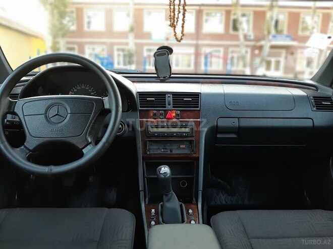 Mercedes C 200 1998, 500,000 km - 2.0 l - Göyçay