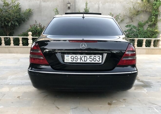 Mercedes E 270 2004, 314,750 km - 2.7 l - Bakı