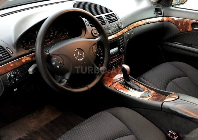 Mercedes E 270 2004, 314,750 km - 2.7 l - Bakı