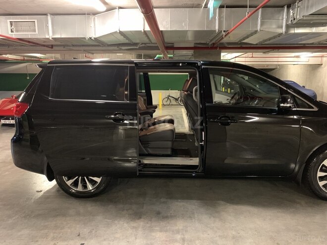 Kia Carnival 2018, 39,600 km - 2.2 l - Bakı
