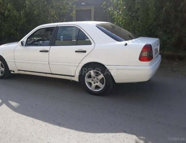 Mercedes C 180 1994, 300,000 km - 1.8 л - Bakı