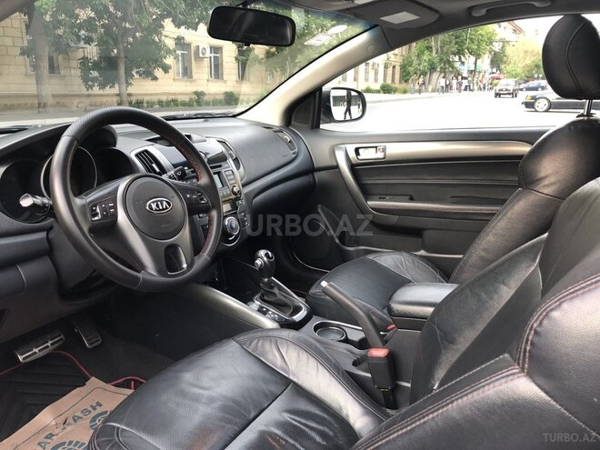Kia Cerato Koup 2011, 107,000 km - 2.0 л - Bakı