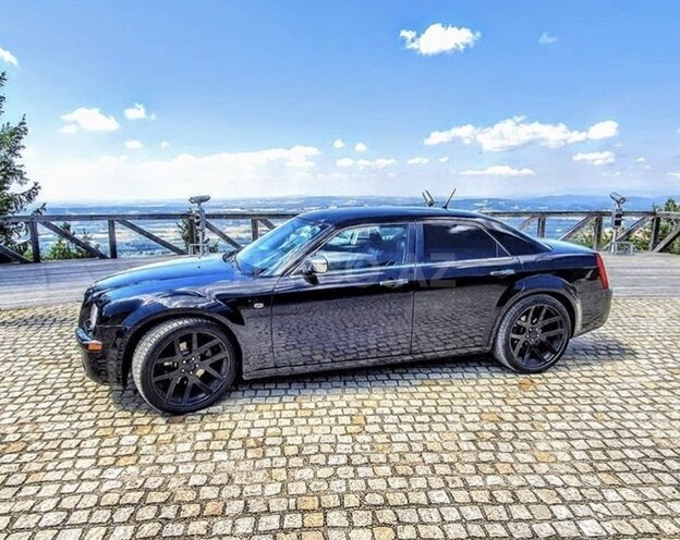 Chrysler 300C 2006, 135,000 km - 3.5 l - Xırdalan