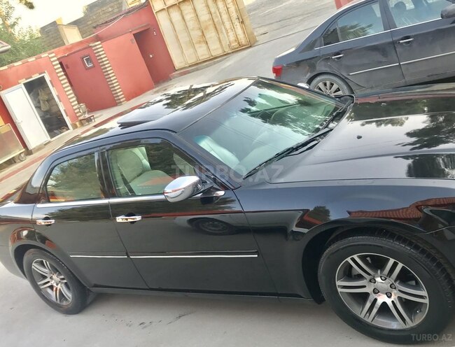 Chrysler 300C 2006, 135,000 km - 3.5 l - Xırdalan