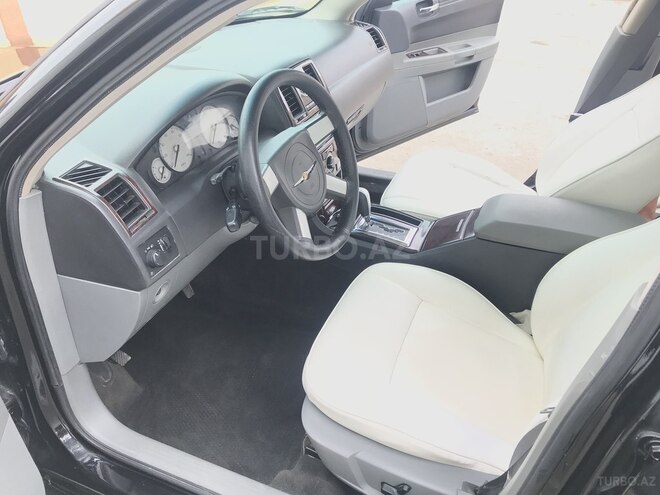 Chrysler 300C 2006, 135,000 km - 3.5 l - Xırdalan