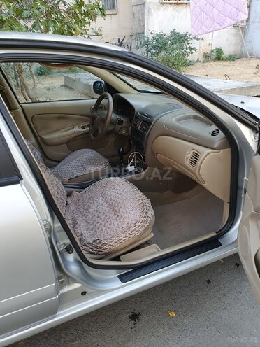 Nissan Sunny 2005, 281,000 km - 1.3 l - Bakı
