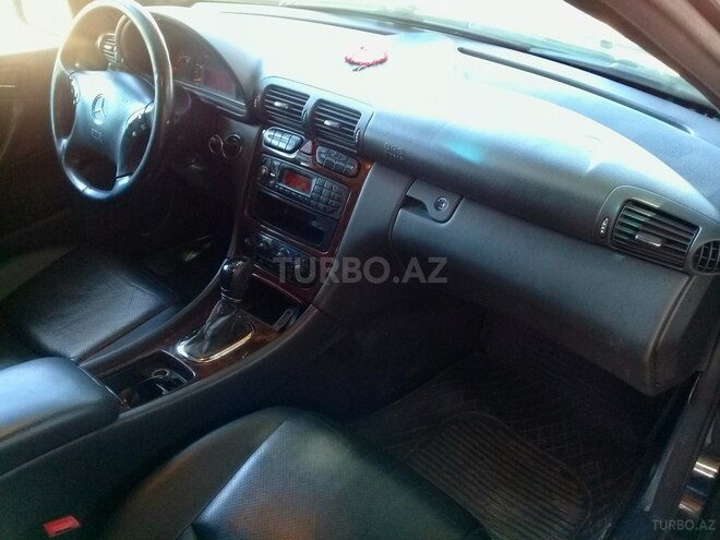 Mercedes C 240 2002, 218,232 km - 2.6 l - Bakı