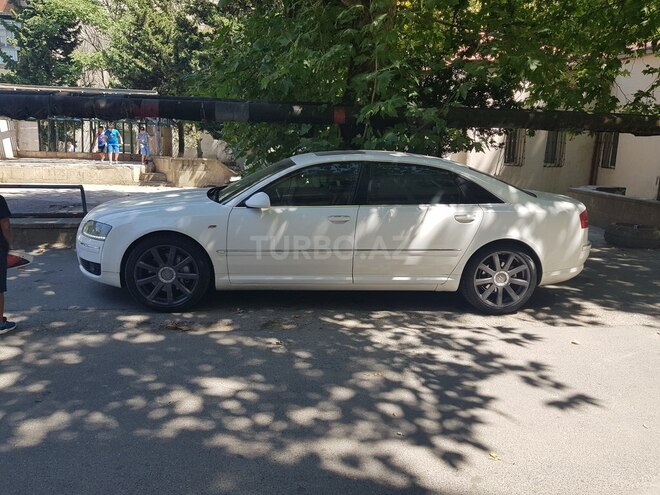 Audi A8 2006, 200,000 km - 3.2 л - Bakı